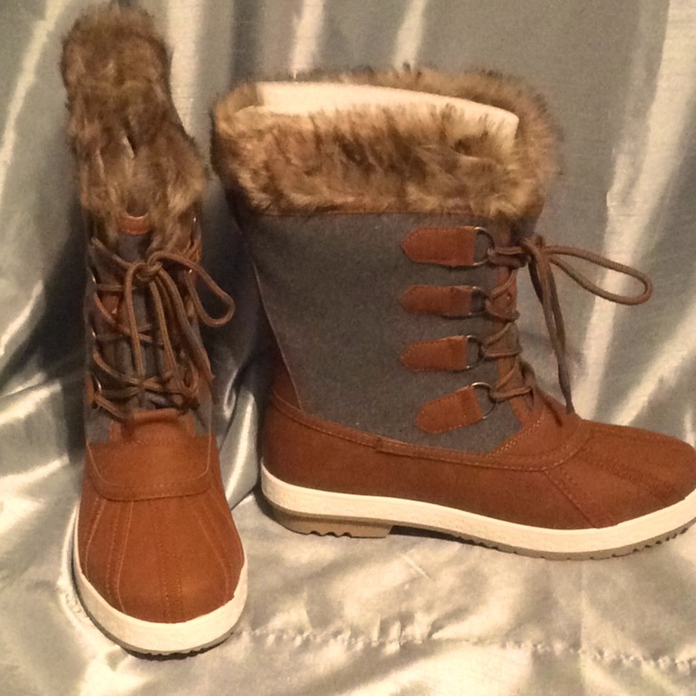 Lydiia Faux Fur Winter Boot, Grey Multicolor, NWT